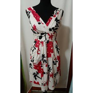 Corey P White w/Red/Black Flowers Size 4 Women's Dress